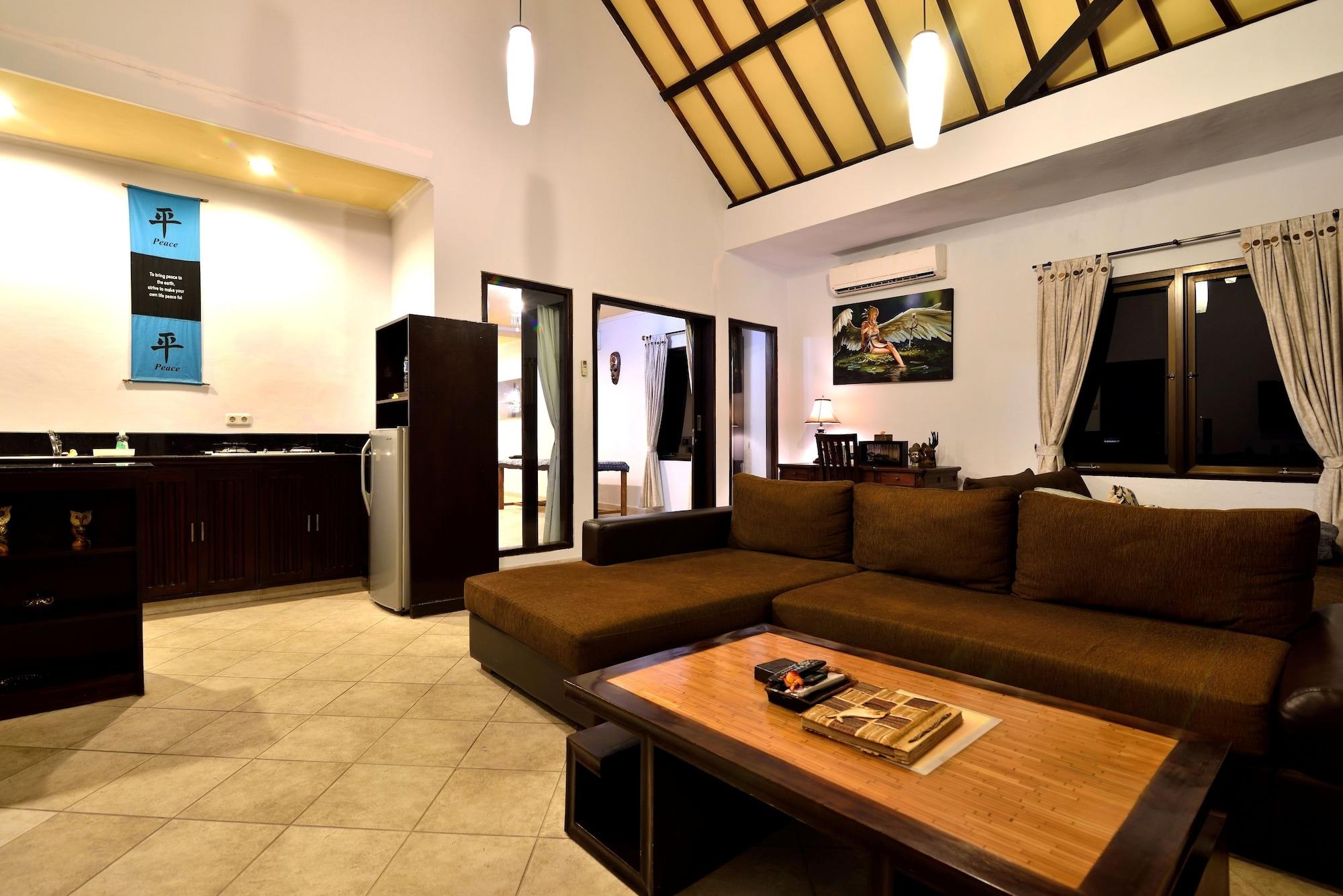 Dolphin Beach Bali Ловина Экстерьер фото