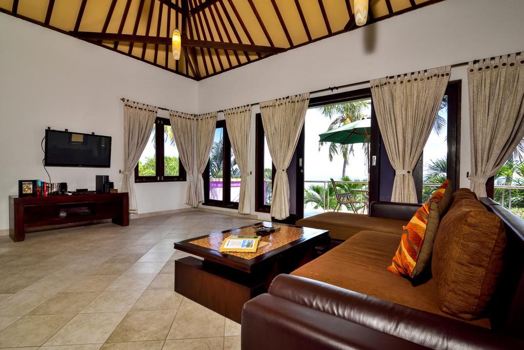 Dolphin Beach Bali Ловина Экстерьер фото