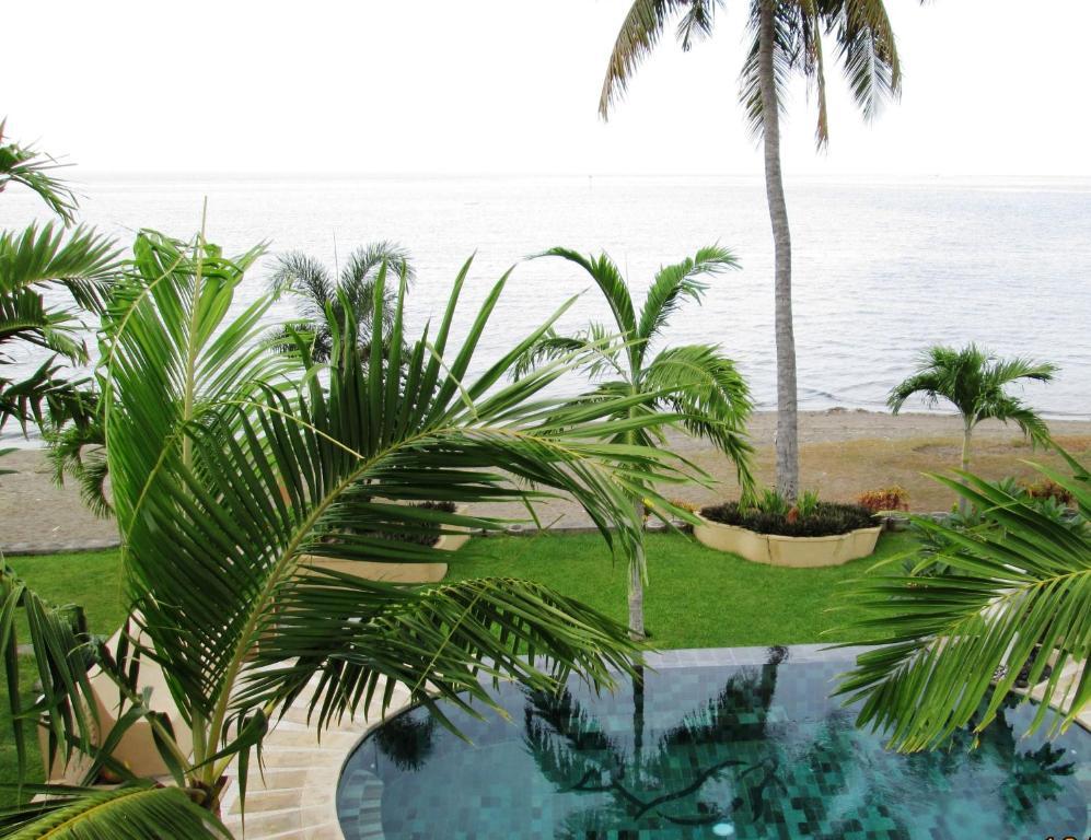Dolphin Beach Bali Ловина Экстерьер фото