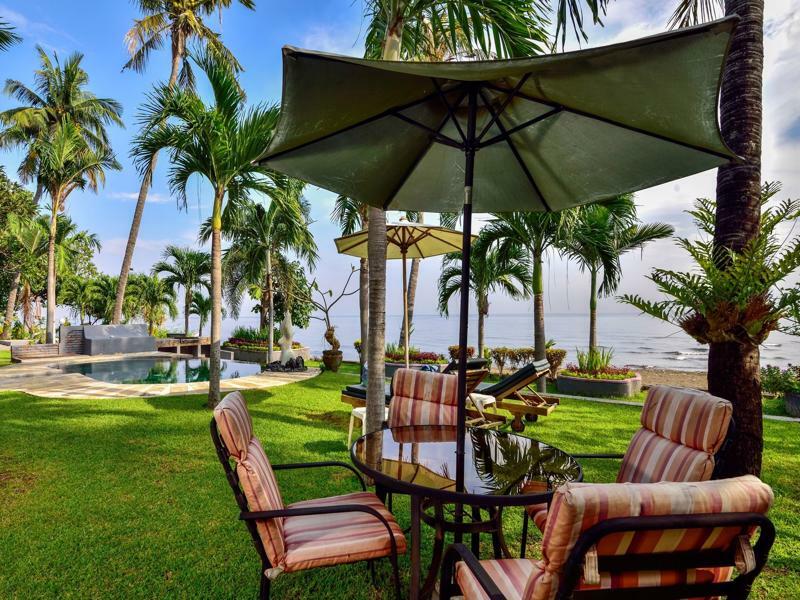 Dolphin Beach Bali Ловина Экстерьер фото